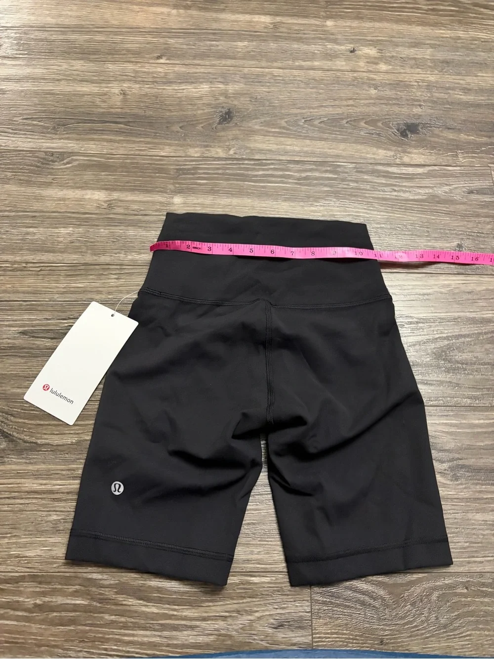 NWT Lululemon Wunder Train High Rise Short 8